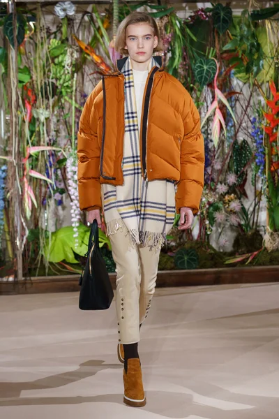 Look 34